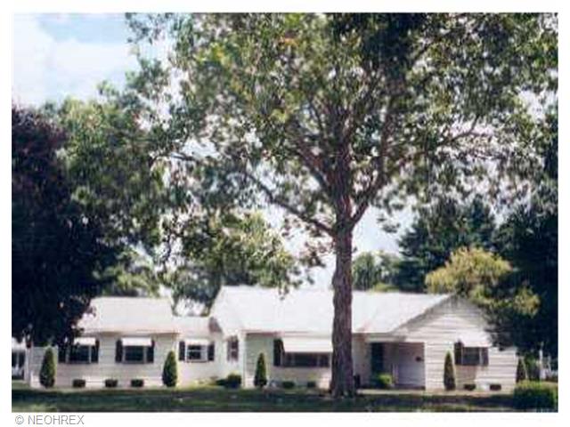 1921 Dover Ave, Dover, OH 44622 photo 1