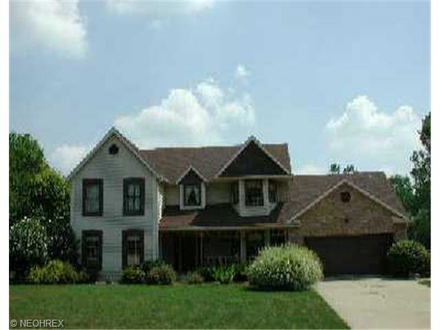 4019 Devonshire Cir, Stow, OH 44224 photo 1