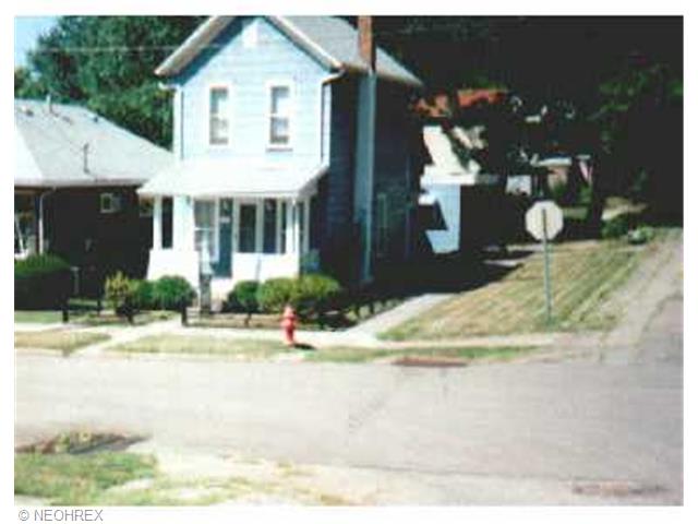 417 Spring St, Dennison, OH 44621 photo 1