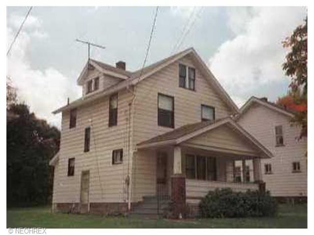 98 Wilson St, Struthers, OH 44471 photo 1