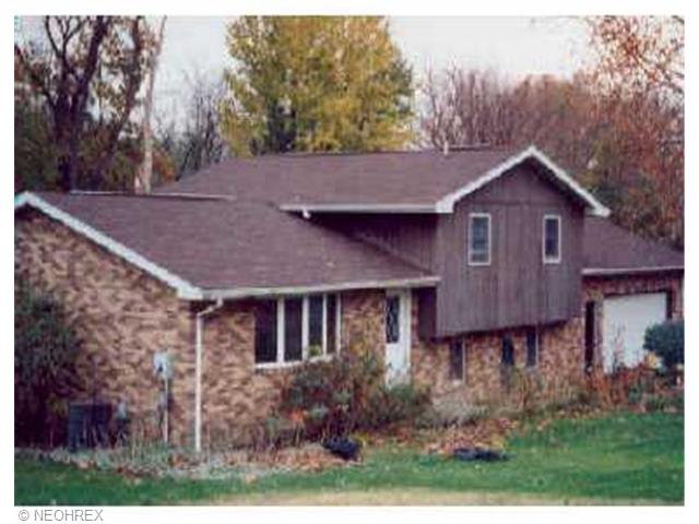426 14th St, Dover, OH 44622 photo 1