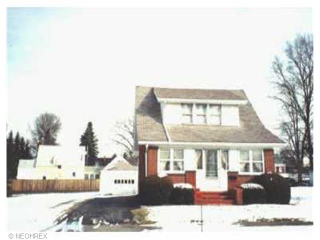 20 W Parkcliff Ave W, Struthers, OH 44471 photo 1