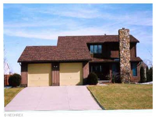 505 Herbert Rd, Akron, OH 44312 photo 1