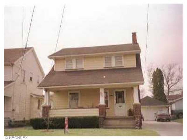 521 4th St NE, Struthers, OH 44471 photo 1