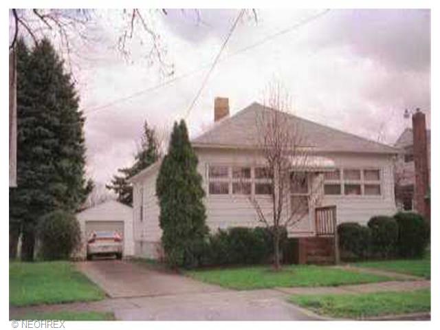 454 8th St, Struthers, OH 44471 photo 1