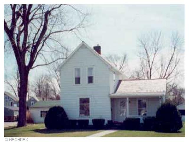 220 8th St, Dover, OH 44622 photo 1