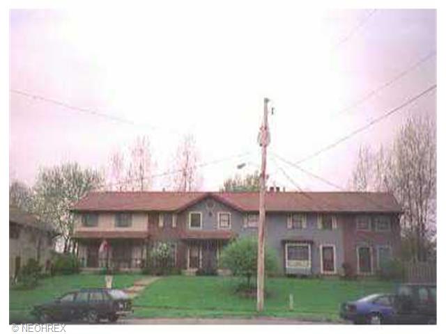 6078 Applecrest Ct, Youngstown, OH 44512 photo 1