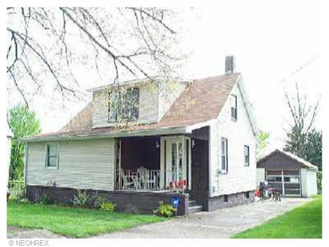 126 Perry St, Struthers, OH 44471 photo 1