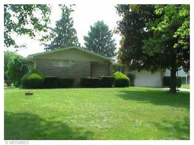 9320 N Main St, Windham, OH 44288 photo 1