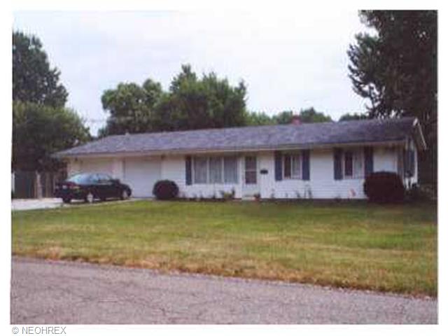 4070 Sabin Dr, Rootstown, OH 44272 photo 1