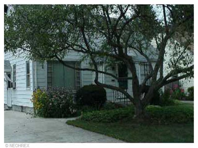 90 Wallhaven Dr, Akron, OH 44313 photo 1