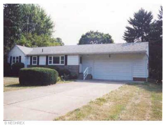 6104 Firestone, Canton, OH 44721 photo 1
