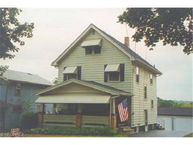 70 Hawthorne Ave, Struthers, OH 44471 photo 1