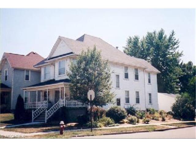 828 Walnut St, Dover, OH 44622 photo 1