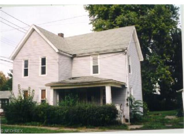 315 Race St, Dover, OH 44622 photo 1