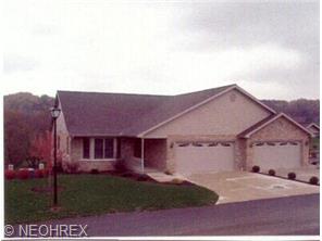 213 Pinehurst Dr, Dover, OH 44622 photo 2