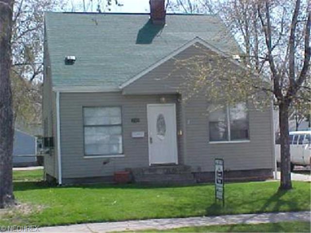 119 Devonshire Dr, Akron, OH 44312 photo 1