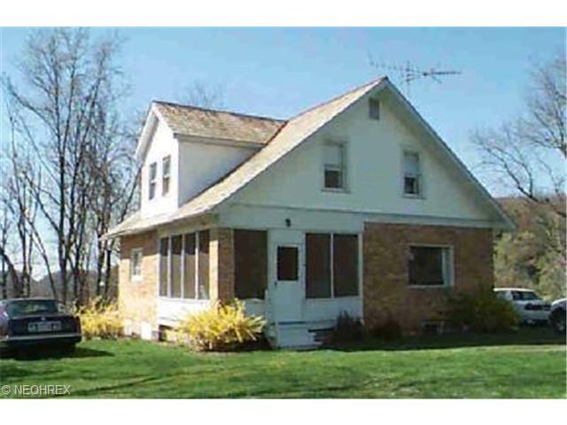 5914 Wolf Run Rd SE, Dennison, OH 44621 photo 1
