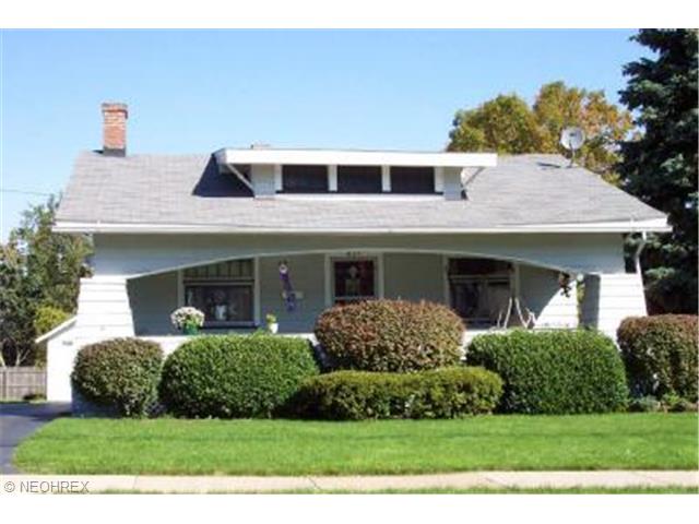 423 Elm St, Struthers, OH 44471 photo 1