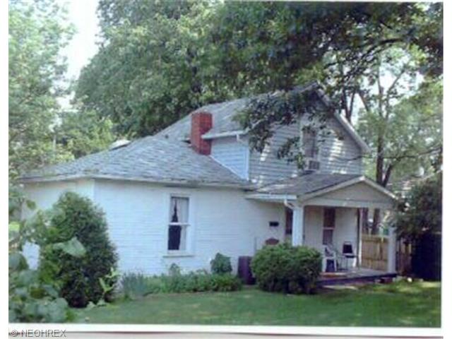 809 Dover Ave, Dover, OH 44622 photo 1