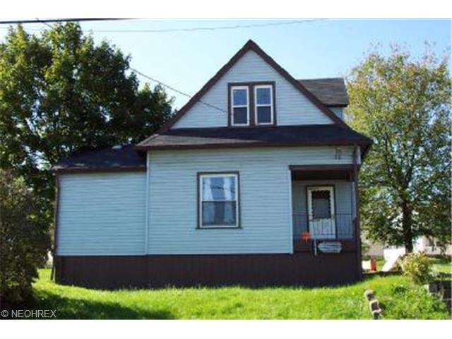 182 State St, Struthers, OH 44471 photo 1