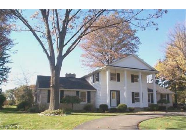 2929 Dunbarton Dr NW, Canton, OH 44708 photo 1
