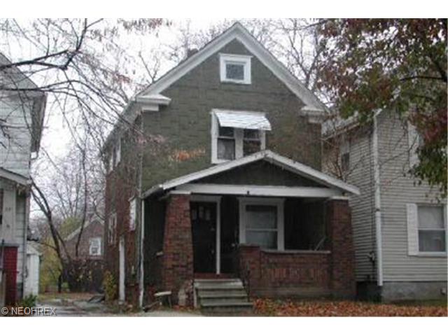 353 E Crosier St, Akron, OH 44311 photo 1