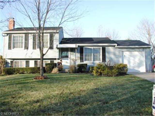 2891 E Celeste View Dr, Stow, OH 44224 photo 1