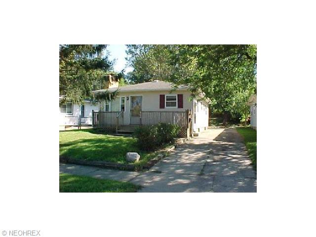 565 Baldwin Rd, Akron, OH 44312 photo 2