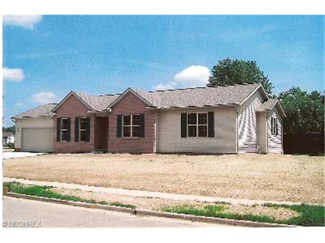 141 Karns Dr, Dover, OH 44622 photo 1