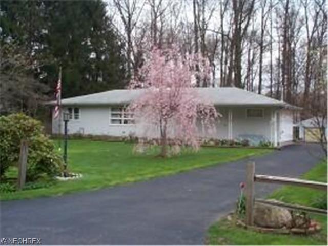 1996 Echo Rd, Stow, OH 44224 photo 1