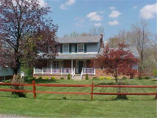 165 Hurd Rd, Aurora, OH 44202 photo 1
