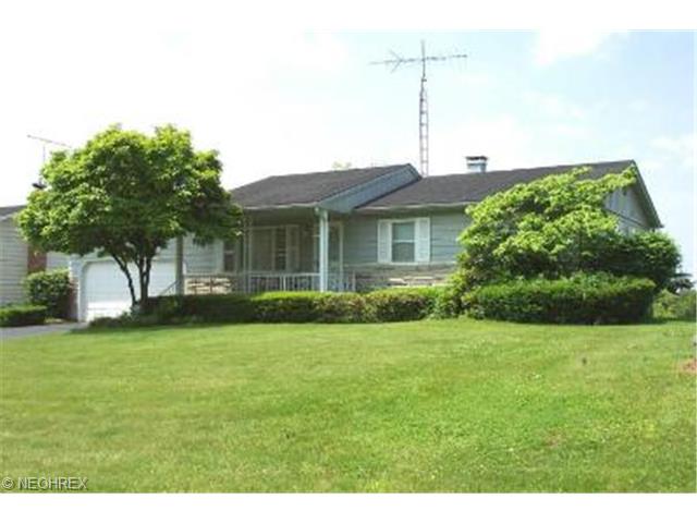 360 Eastern Ave, Campbell, OH 44405 photo 1