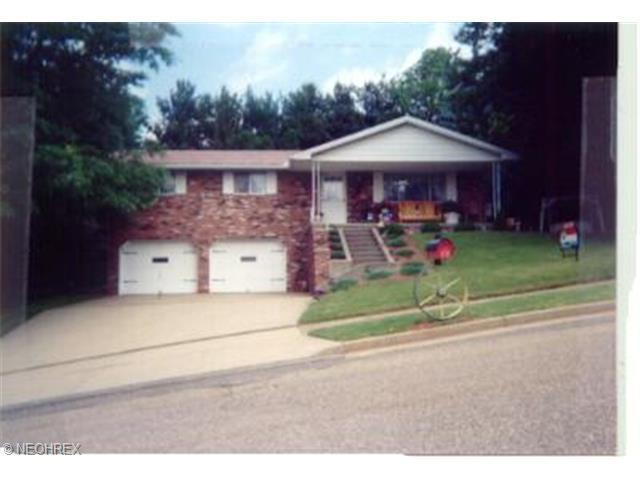 1409 2nd St, Dover, OH 44622 photo 1