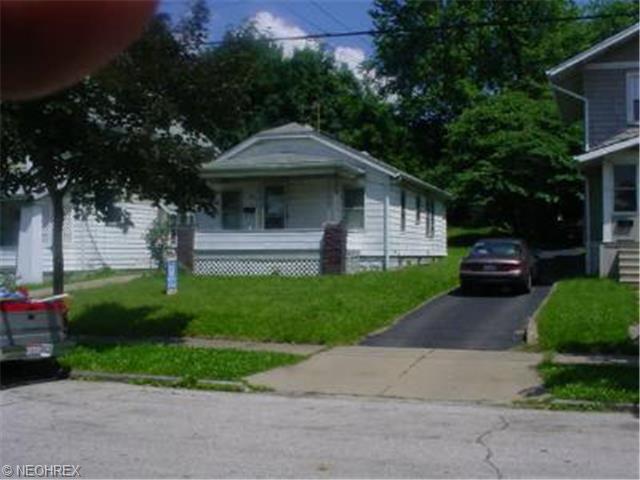 17 E Brookside, Akron, OH 44301 photo 1