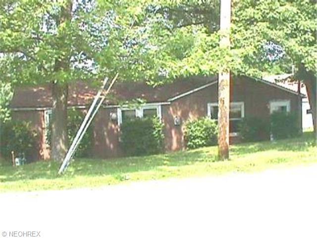 654 Griffith Rd, Akron, OH 44312 photo 1