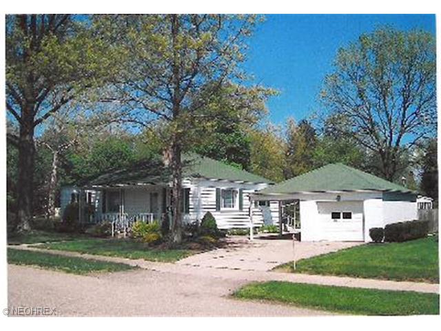1711 Dover Ave, Dover, OH 44622 photo 1