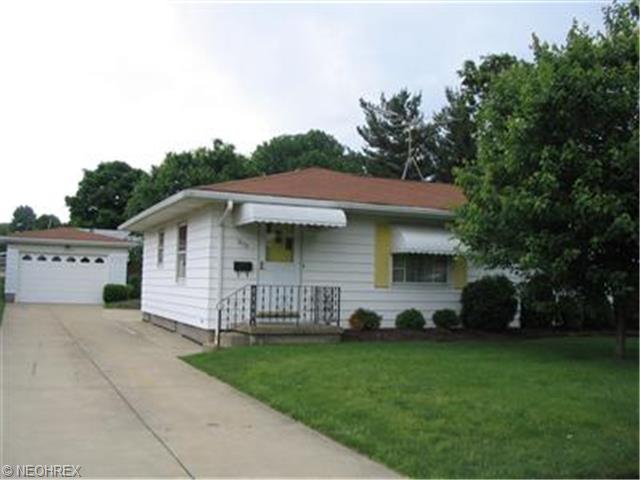 1879 Eldridge Ave, Akron, OH 44301 photo 1