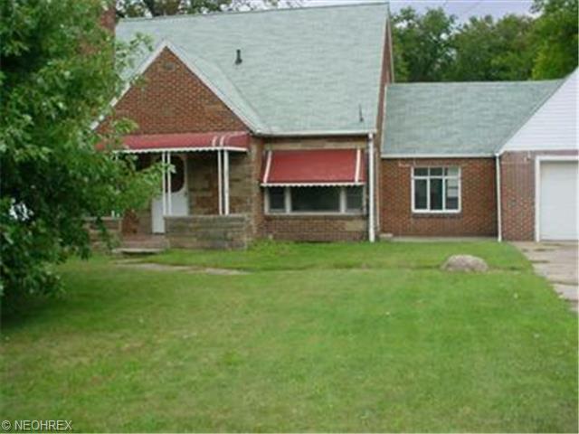 815 E Waterloo Rd, Akron, OH 44306 photo 1
