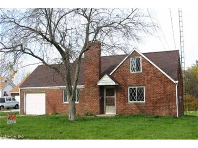 292 E Bergey St, Wadsworth, OH 44281 photo 1