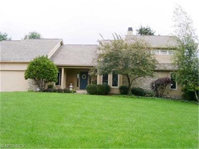 3031 Mill Rdg NW, Canton, OH 44708 photo 1