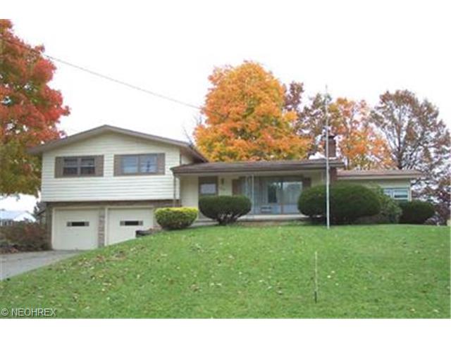 539 Como St, Struthers, OH 44471 photo 1