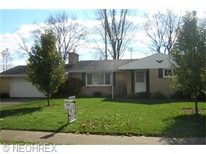 618 Evergreen Dr, Dover, OH 44622 photo 1