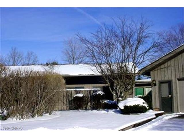 470 Willow Cir, Aurora, OH 44202 photo 1