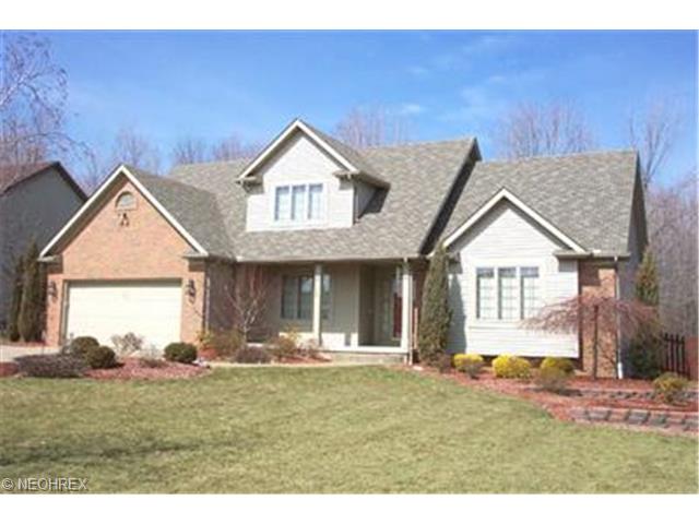 756 Greenfield Dr, Youngstown, OH 44512 photo 1