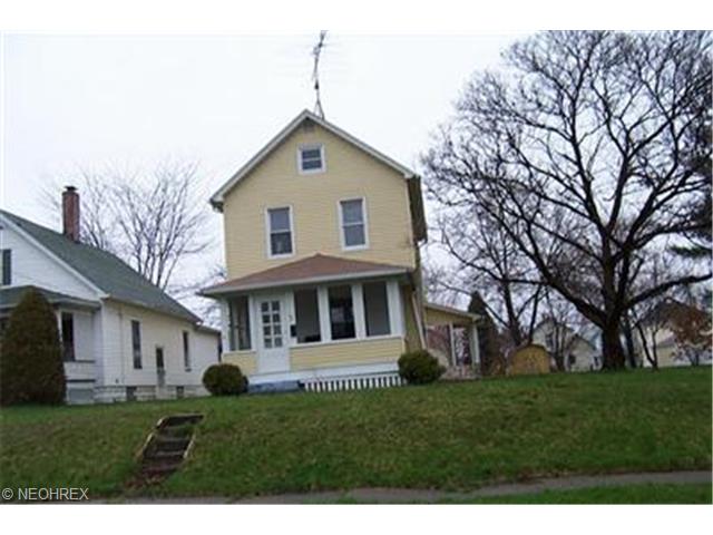 97 Wilson St, Struthers, OH 44471 photo 1