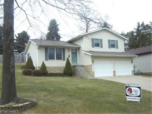 1209 E 2nd St, Dover, OH 44622 photo 1