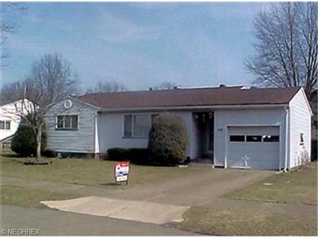125 Hemlock St, Dover, OH 44622 photo 1