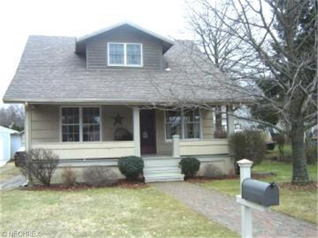 310 E 21st St, Dover, OH 44622 photo 1