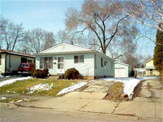 734 Eugene St, Akron, OH 44306 photo 1